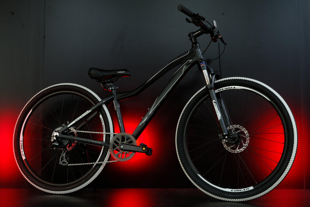 LORAK GLORY 200 8 sp Матовый Чёрный/Белый 15р (на рост 141-160)